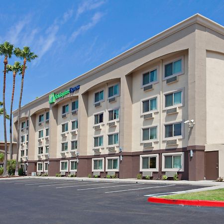 Holiday Inn Express San Bernardino Colton By Ihg Exterior foto