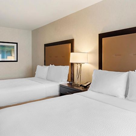 Holiday Inn Express San Bernardino Colton By Ihg Exterior foto