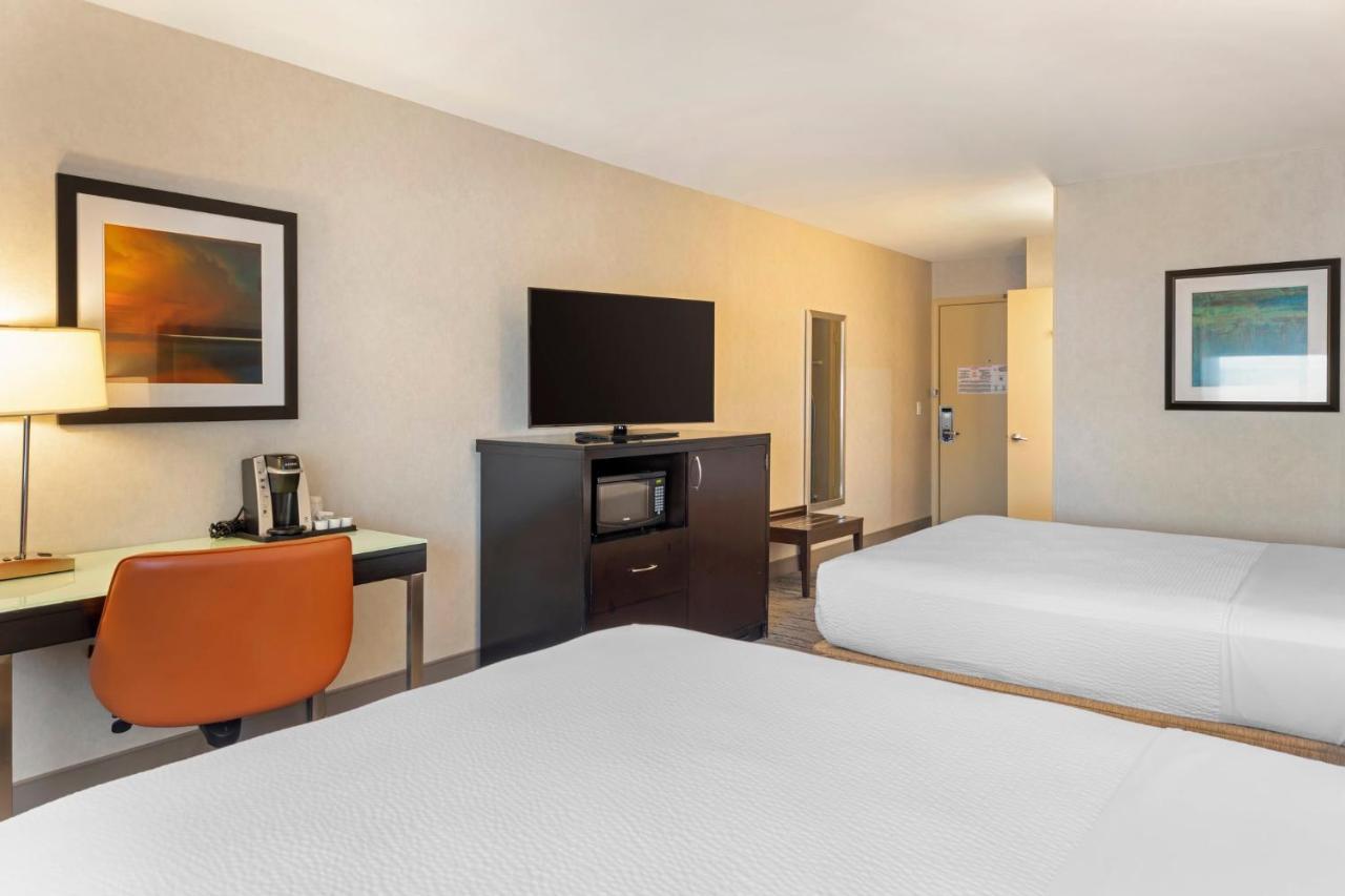 Holiday Inn Express San Bernardino Colton By Ihg Exterior foto