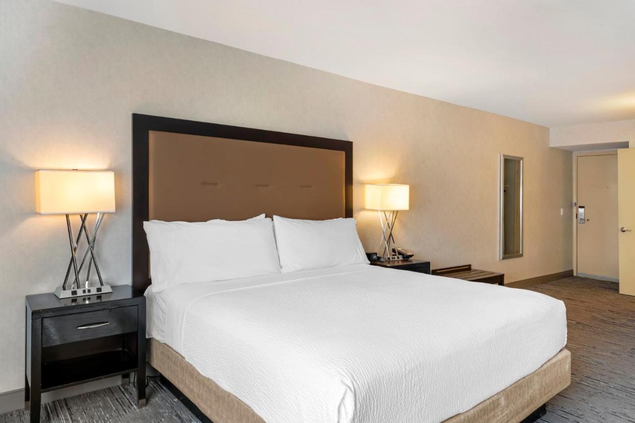 Holiday Inn Express San Bernardino Colton By Ihg Exterior foto