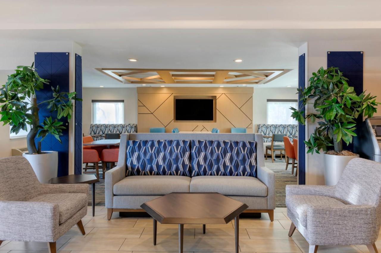 Holiday Inn Express San Bernardino Colton By Ihg Exterior foto