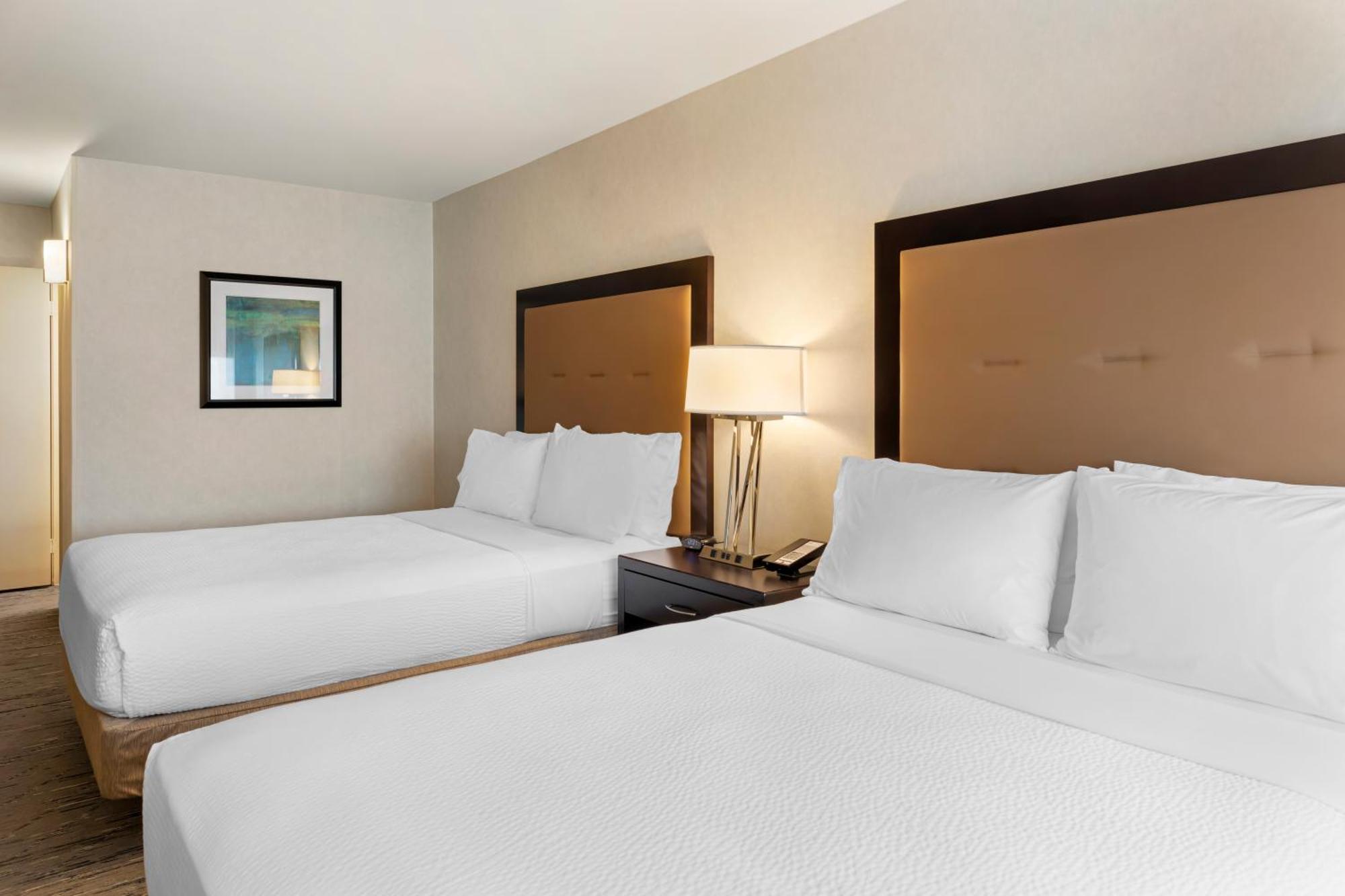 Holiday Inn Express San Bernardino Colton By Ihg Exterior foto
