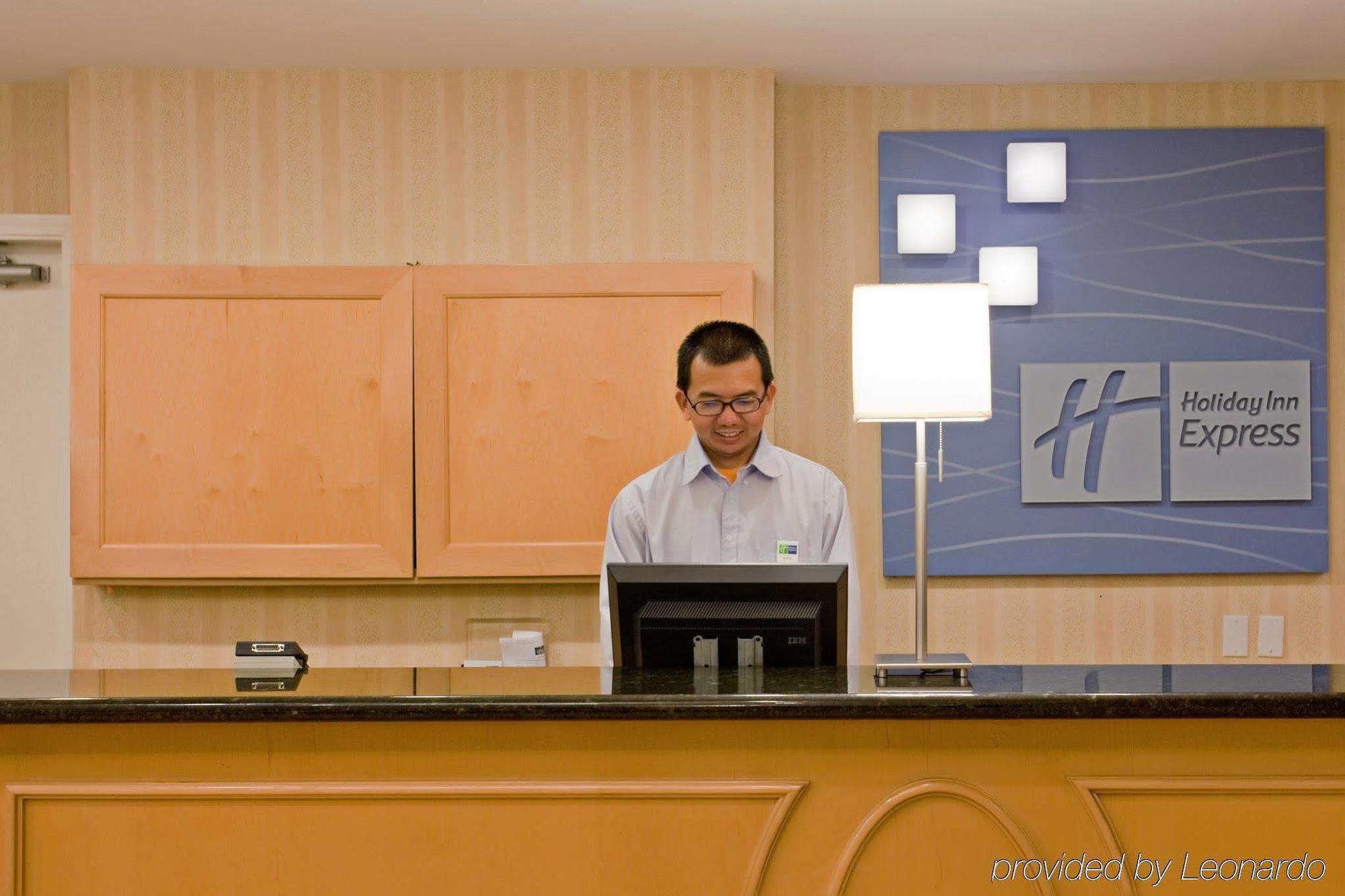 Holiday Inn Express San Bernardino Colton By Ihg Exterior foto